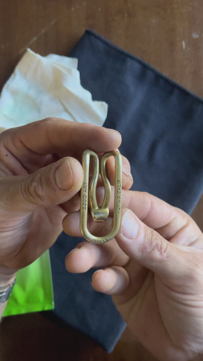 Pufon de pulido con infusión de limón: Tackle Tackle y rasguños en metales